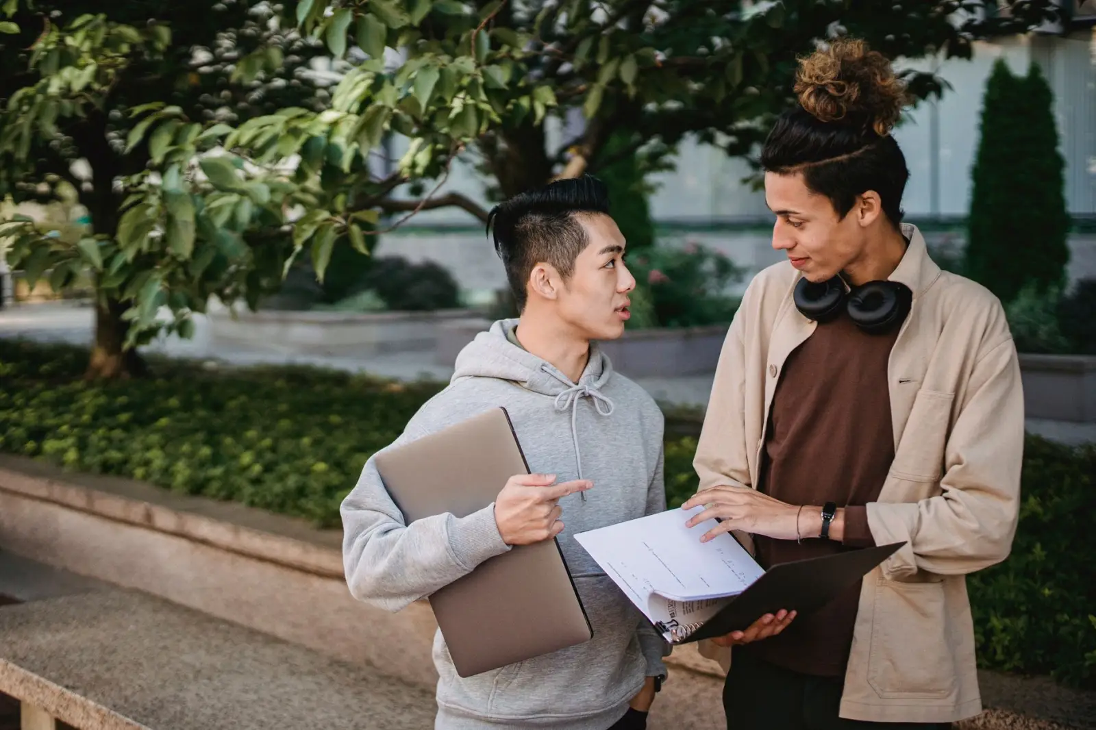 商业运营管理在成长型企业中的落地实践与效益分析